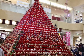 Bikkuri Hinamatsuri